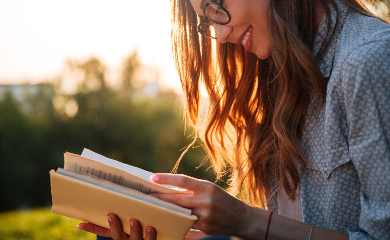 Эти книги рассказывают о людях, которые преодолели трудности, пересмотрели свои взгляды и нашли силы изменить свою жизнь. Они не только вдохновляют, но и дают полезные советы для каждого, кто готов работать над собой.