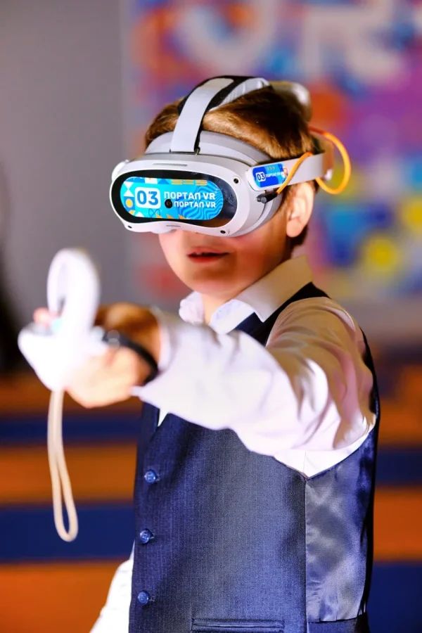 Лучшие клубы виртуальной реальности Санкт-Петербурга для празднования дня рождения. Игры, аренды залов, варианты для детей и взрослых — подборка актуальных мест для яркого события.