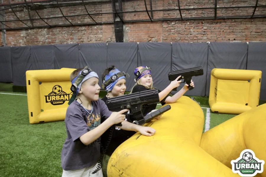 🎓 Лучшие места для выпускного в Петербурге: рестораны от 3500₽, теплоходы с разводными мостами, модные лофты. ✅ Актуальные цены и контакты для 9-11 классов