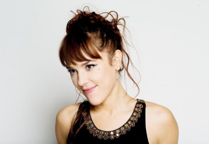 u041au043eu043du0446u0435u0440u0442 u043fu0435u0432u0438u0446u044b Zaz