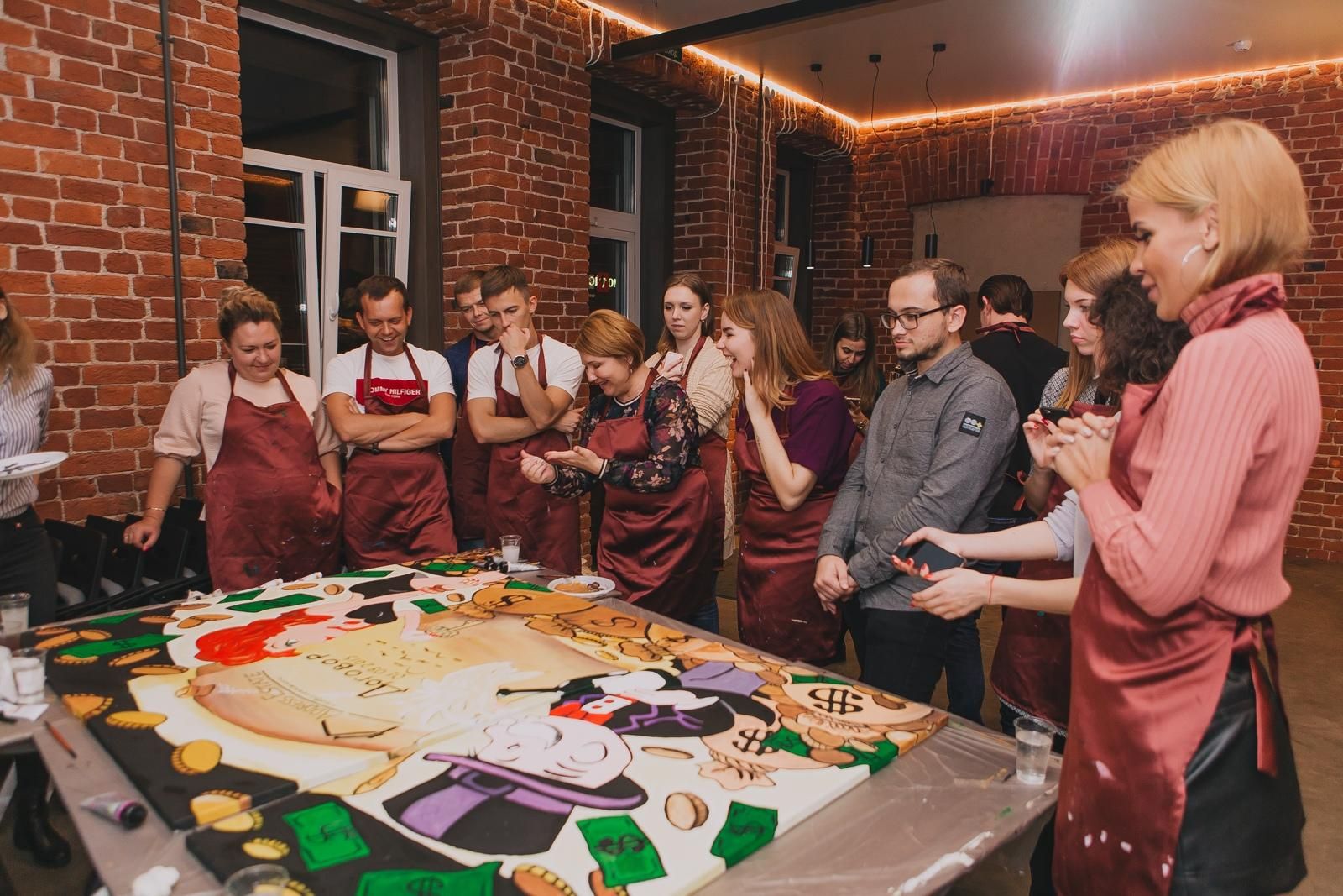 Студия живописи Zuart предлагает новый взгляд на организацию праздников и корпоративов — это арт-день рождения, арт-тимбилдинг или арт-девичник. Оригинальная программа позволит вам, вашим коллегам и друзьям раскрыть свой творческий потенциал и отвлечёт от будничной рутины.