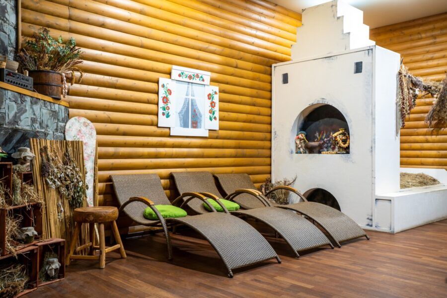 Современный спа-центр Соль в Санкт-Петербурге с соляной пещерой, хаммамом, джакузи и специальной зоной для массажа