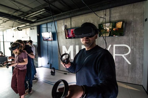 u041du043eu0432u044bu0439 u043au043bu0443u0431 u0432u0438u0440u0442u0443u0430u043bu044cu043du043eu0439 u0440u0435u0430u043bu044cu043du043eu0441u0442u0438 MIR VR u043eu0442u043au0440u044bu043bu0441u044f u043du0430 u00abu0411u0443u0445u0430u0440u0435u0441u0442u0441u043au043eu0439u00bb