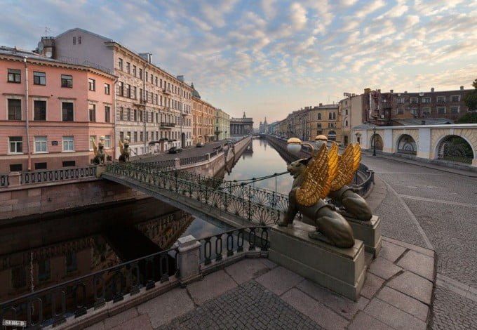 u041du0430 u0411u0430u043du043au043eu0432u0441u043au0438u0439 u043cu043eu0441u0442 u0432u0435u0440u043du0443u0442 u043bu044cu0432u043eu0432 u0432 u043du0430u0447u0430u043bu0435 u0438u044eu043du044f