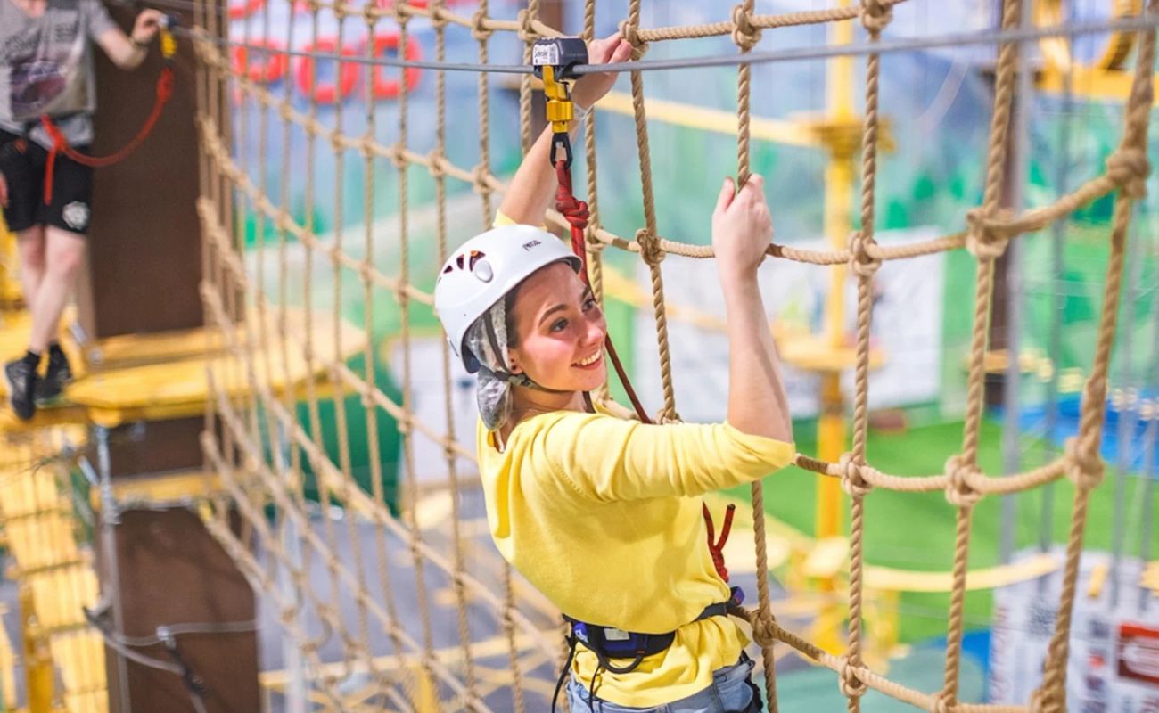 Где полазать по веревкам в Петербурге — 20 парков от детских трасс до полетов на 800 метров: высоты и цены для детей и взрослых