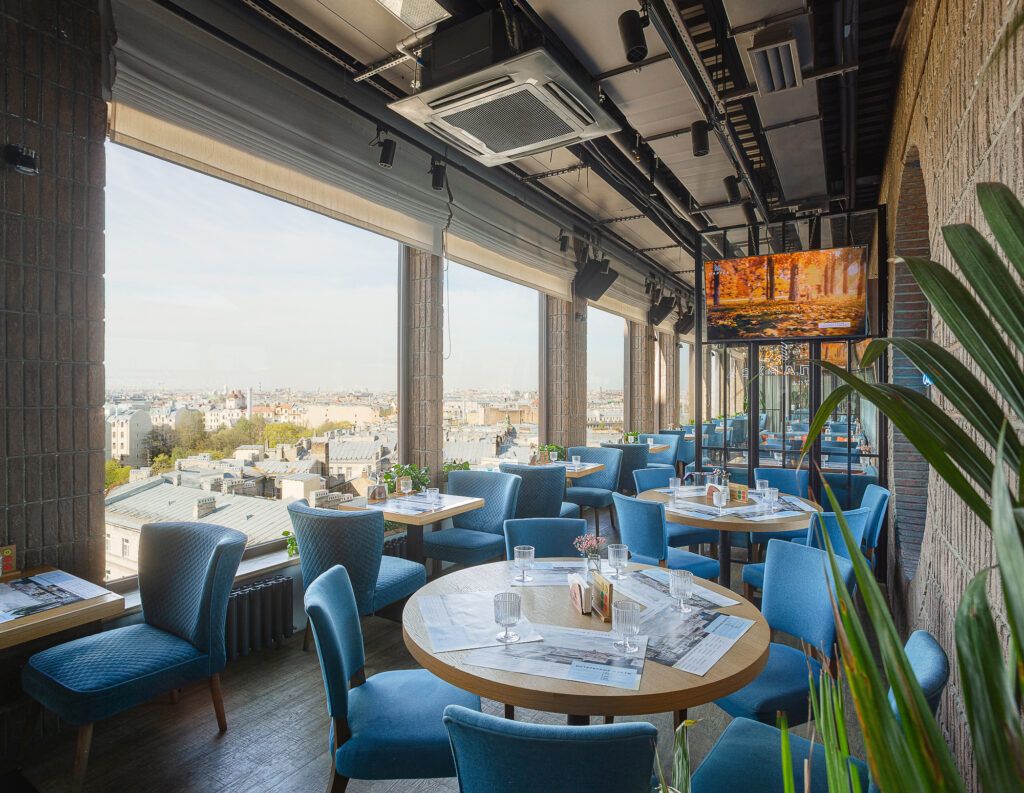 Посмотреть на звезды, прогуляться по красивому парку или загадать желание у волшебного памятника – подборка мест для влюбленных. Куда отправиться в Санкт-Петербурге в места полные романтики с любимой девушкой/парнем.