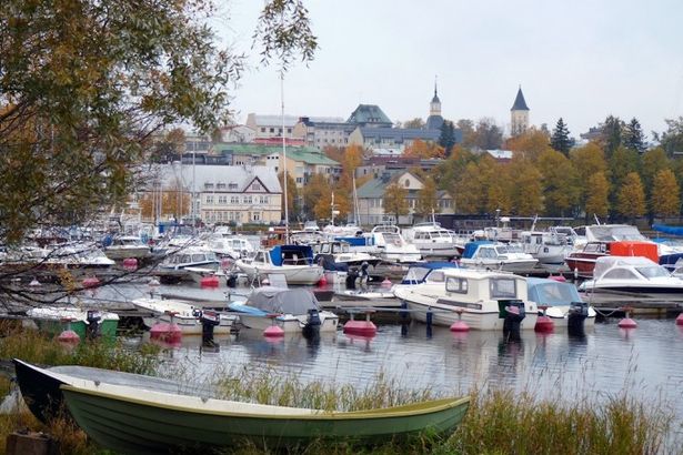 u0424u0438u043du043bu044fu043du0434u0438u044f u043fu0440u043eu044fu0432u043bu044fu0435u0442 u043eu0441u0442u043eu0440u043eu0436u043du044bu0439 u043eu043fu0442u0438u043cu0438u0437u043c