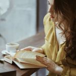 Эти книги раскроют сложные аспекты человеческой природы, дадут ценные советы по взаимодействию с людьми и помогут вам глубже понять себя. Каждая из них — кладезь знаний, которые можно использовать в повседневной жизни.