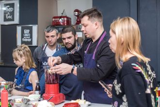 15 кулинарных школ и студий Петербурга: в том числе «Живи вкусно» на 120 кв. м с банкетным залом и профессиональной кухней.
