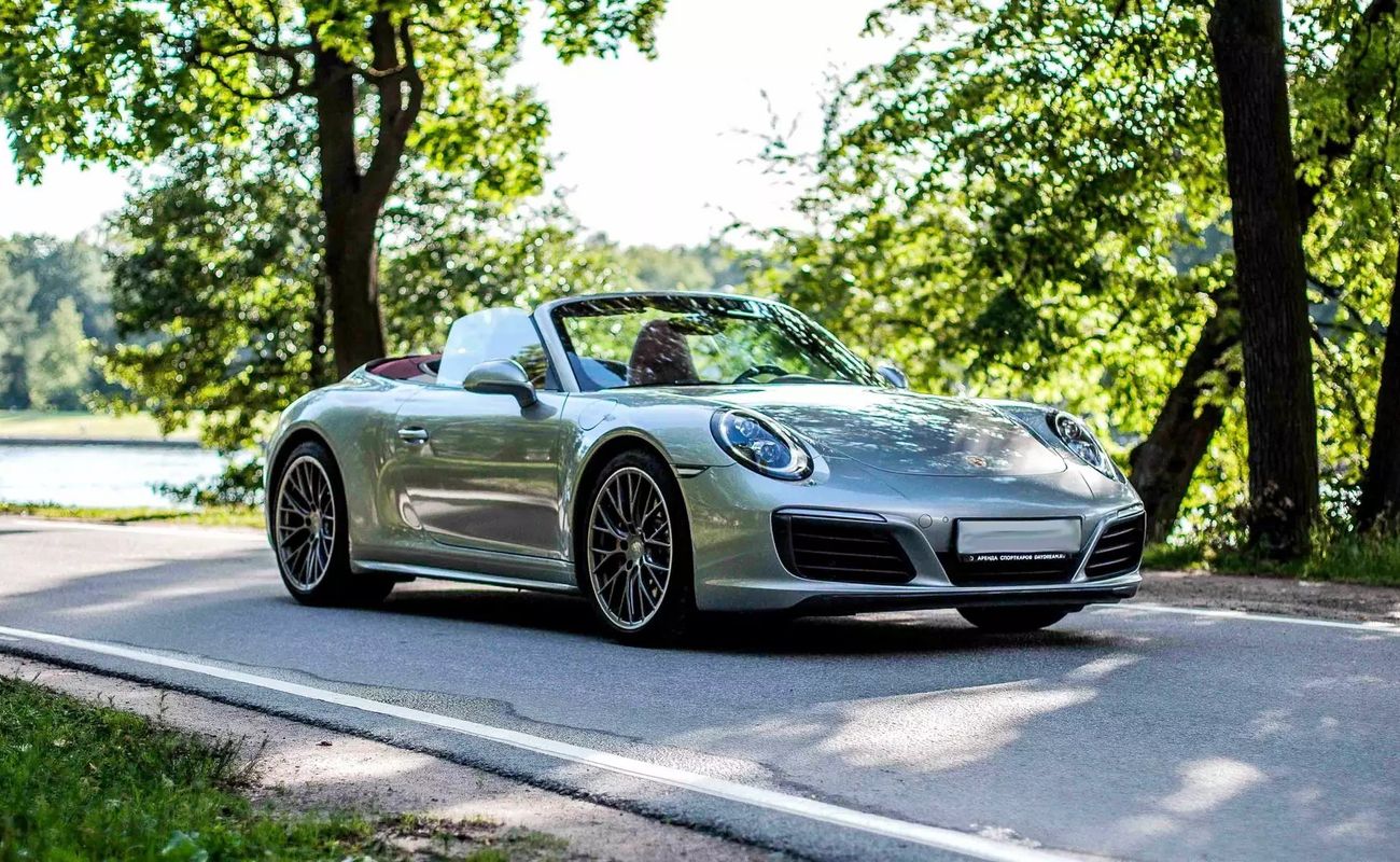 Прокат авто в Петербурге