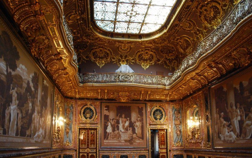 8 u0438u043du0442u0435u0440u0435u0441u043du044bu0445 u043cu0435u0441u0442 u043eu043au043eu043bu043e u043cu0435u0442u0440u043e u00abu0410u0434u043cu0438u0440u0430u043bu0442u0435u0439u0441u043au0430u044fu00bb