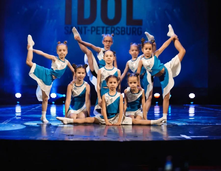 Занятие по контемпорари в студии Koritsa