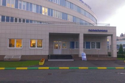 12 клиник с лицензией: государственный центр МЧС имени Никифорова, Grandmed, СПИК, ABIA, Dega, Пирогова. Маммопластика, ринопластика, блефаропластика.