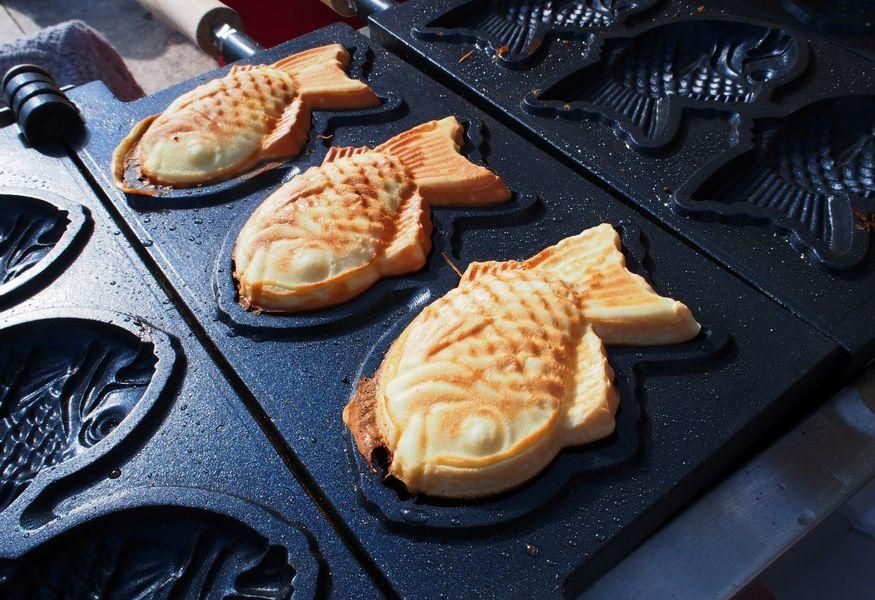 Японские вафли тайяки в форме рыбок