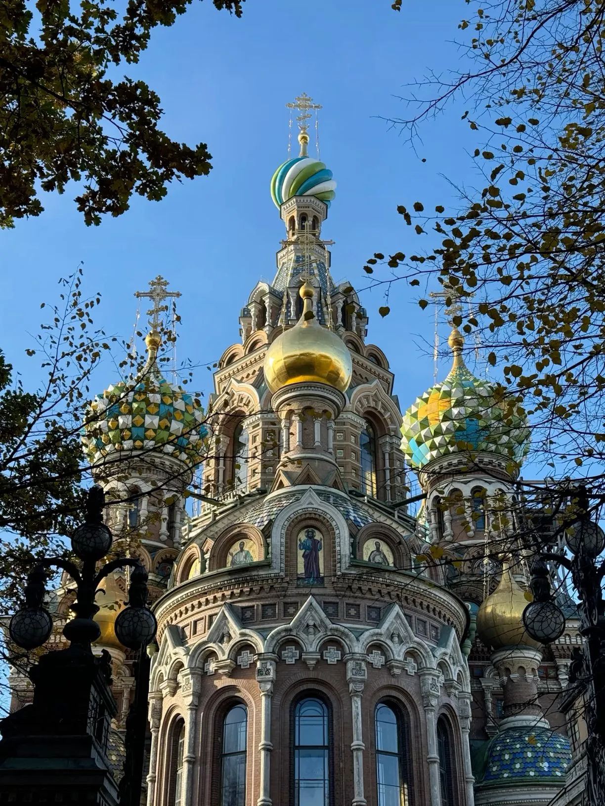 Храм Воскресения Христова (Спас на крови), где проходит выставка Мильченко