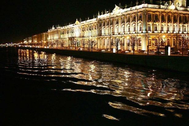 u042du0440u043cu0438u0442u0430u0436 u043fu0440u0438u0437u043du0430u043bu0438 u043eu0434u043du0438u043c u0438u0437 u0441u0430u043cu044bu0445 u0440u043eu043cu0430u043du0442u0438u0447u043du044bu0445 u043cu0443u0437u0435u0435u0432 u043cu0438u0440u0430