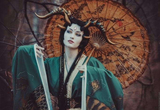 u0421u043au0430u0437u043eu0447u043du044bu0439 u0444u0435u0441u0442u0438u0432u0430u043bu044c u00abu0412u043eu043bu0448u0435u0431u043du043eu0435 u0414u0440u0435u0432u043eu00bb u0441u043eu0431u0435u0440u0435u0442 u044du043bu044cu0444u043eu0432 u0438 u0434u0440u0430u043au043eu043du043eu0432