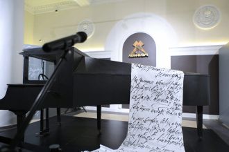 С 1 по 30 июня — каждый день показы в киноцентре «Ленфильм», на Елагином острове и в 20+ библиотеках: советская классика, военные драмы, детское кино.