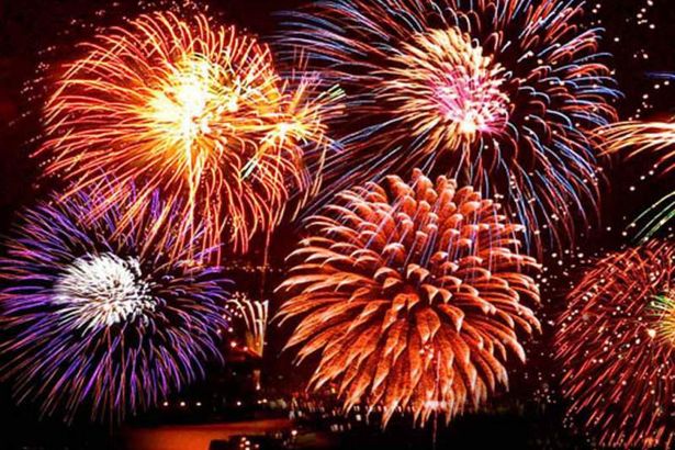 u041du043eu0432u044bu0439 u0413u043eu0434-2016 u0432 u041fu0435u0442u0435u0440u0431u0443u0440u0433u0435 u2014 u043fu0440u043eu0433u0440u0430u043cu043cu0430 u043fu0440u0430u0437u0434u043du043eu0432u0430u043du0438u044f