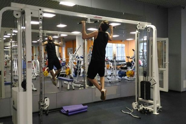 u041au0443u0440u044fu0449u0438u043c u043fu0435u0442u0435u0440u0431u0443u0440u0436u0446u0430u043c u0434u0430u0434u0443u0442 u0430u0431u043eu043du0435u043cu0435u043du0442u044b u0432 u0441u043fu043eu0440u0442u043au043bu0443u0431u044b u0433u043eu0440u043eu0434u0430