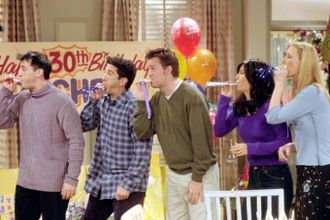 u041au0430u043au0438u0435 u0441u043au0438u0434u043au0438 u0438 u043fu043eu0434u0430u0440u043au0438 u043cu043eu0436u043du043e u043fu043eu043bu0443u0447u0438u0442u044c u0432 u0414u0435u043du044c u0440u043eu0436u0434u0435u043du0438u044f u0432 u041fu0435u0442u0435u0440u0431u0443u0440u0433u0435