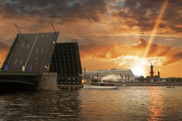 u0414u0432u043eu0440u0446u043eu0432u044bu0439 u043cu043eu0441u0442 u043fu0440u0435u0434u043bu0430u0433u0430u044eu0442 u0440u0430u0437u0432u043eu0434u0438u0442u044c u0432 u043fu043eu043bu043du043eu0447u044c