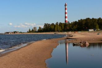 Еще один повод гордиться Петербургом – Северная столица одержала победу во всероссийском конкурсе на самый читающий регион страны. Главными соперниками были — Москва, Республика Татарстан и Калининградская область, а всего было 84 участника. Для участия и победы необходимо было представить самый значимый литературный проект, также учитывали данные о количестве проданных в магазинах или загруженных книг.
