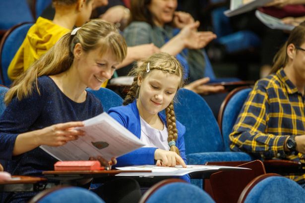 11 ноября состоится всероссийская просветительская акция «Открытая лабораторная», приуроченная к Всемирному дню науки за мир и развитие. В Культурной столице она начнется в 12:00 и пройдет на самых разных площадках по всему Санкт-Петербургу: ведущие ВУЗы, музеи, библиотеки и даже две церкви и даже в баре.