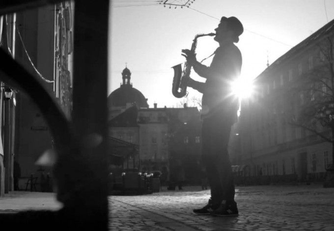 u041au043eu043du0446u0435u0440u0442 u00abu0414u0436u0430u0437u043eu0432u044bu0435 u0438u043cu043fu0440u043eu0432u0438u0437u0430u0446u0438u0438u00bb