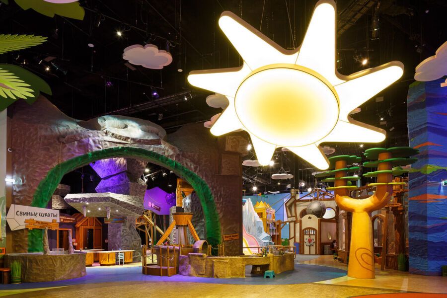 Интерактивная площадка Angry Birds Activity Park с рогаткой в Санкт-Петербурге