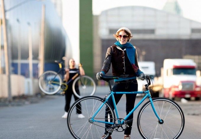 u0410u043au0446u0438u044f u00abu041du0430 u0440u0430u0431u043eu0442u0443 u043du0430 u0432u0435u043bu043eu0441u0438u043fu0435u0434u0435u00bb u0432u043eu0437u0432u0440u0430u0449u0430u0435u0442u0441u044f u0432 u041fu0435u0442u0435u0440u0431u0443u0440u0433