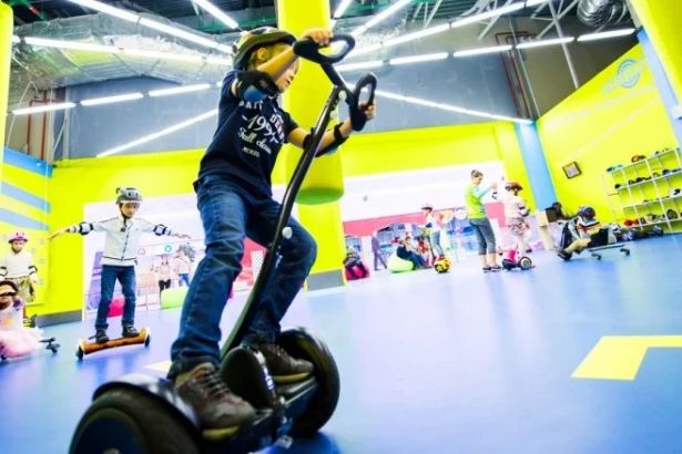 Легендарные&nbsp;саундреки&nbsp;к нашумевшему сериалу «Игра престолов» зазвучат&nbsp;по-новому&nbsp;в Петербурге, их в живую исполнит симфонический оркестр, сотоящий из ста музыкантов вместе с многоголосным хором.&nbsp;