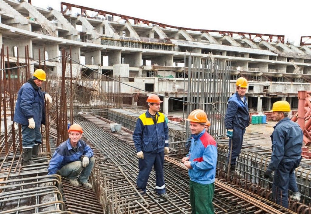 u0417u0430 u0441u0442u0430u0434u0438u043eu043d u043du0430 u041au0440u0435u0441u0442u043eu0432u0441u043au043eu043c u043eu0441u0442u0440u043eu0432u0435 u0432u043eu0437u044cu043cu0443u0442u0441u044f u0441u0442u0443u0434u0435u043du0442u044b