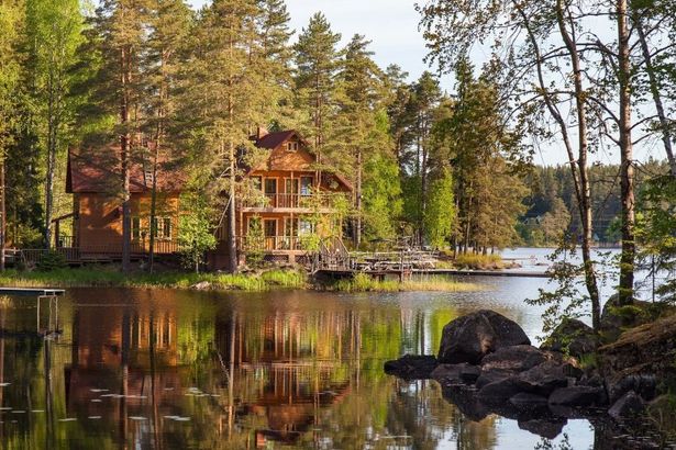 u0417u0430u0433u043eu0440u043eu0434u043du044bu0435 u0440u0435u0437u0438u0434u0435u043du0446u0438u0438 u0438 u0431u0430u0437u044b u043eu0442u0434u044bu0445u0430 u043fu043eu0434 u041fu0435u0442u0435u0440u0431u0443u0440u0433u043eu043c u0434u043bu044f u0431u043eu043bu044cu0448u043eu0439 u043au043eu043cu043fu0430u043du0438u0438