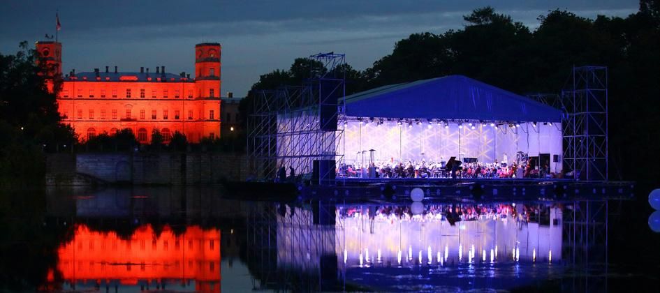 u0413u0440u0430u043du0434u0438u043eu0437u043du0430u044f u00abu041du043eu0447u044c u043cu0443u0437u044bu043au0438u00bb u043fu0440u043eu0439u0434u0435u0442 u0432 u0413u0430u0442u0447u0438u043du0435