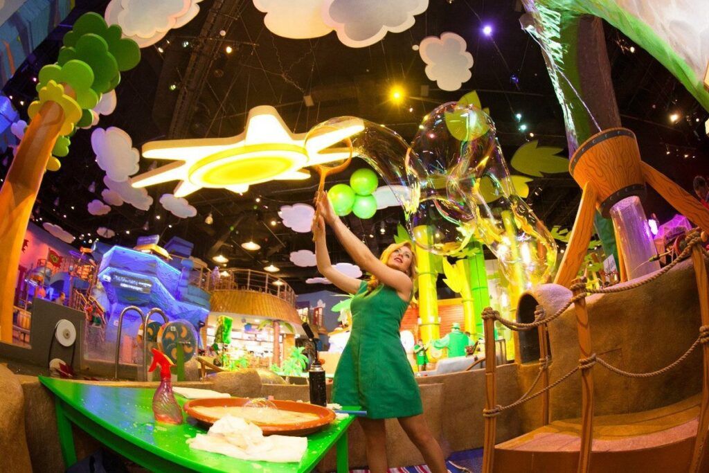 Парк развлечений Angry Birds Activity Park