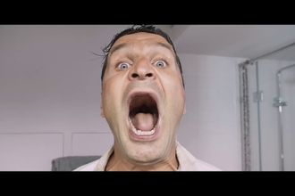 В ТРЦ «Жемчужная плаза» состоится премьера новой комедии «Ну, здравствуй, Оксана Соколова». Перед фильмом можно будет пообщаться с актером, игравшим в фильме Виктором Добронравовым, сфотографироваться и взять автограф.