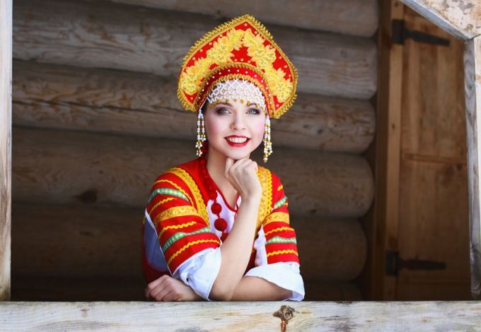 u0424u0435u0441u0442u0438u0432u0430u043bu044c u0440u0443u0441u0441u043au043eu0439 u043au0443u043bu044cu0442u0443u0440u044b u00abu0411u043eu043bu044cu0448u0438u0435 u0441u0432u044fu0442u043eu0447u043du044bu0435 u0433u0443u043bu044fu043du044cu044fu00bb