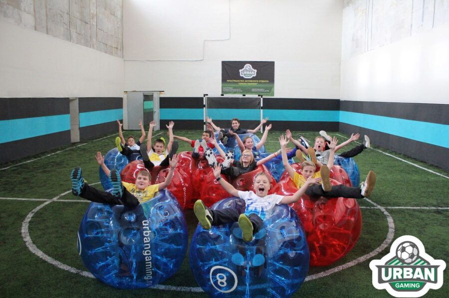 Парки аттракционов, интерактивные музеи, игровые центры, детские театры, кафе с анимацией, батутные парки и контактные зоопарки – куда сходить с ребенком в Петербурге? В подборке 114 мест для семейного отдыха.