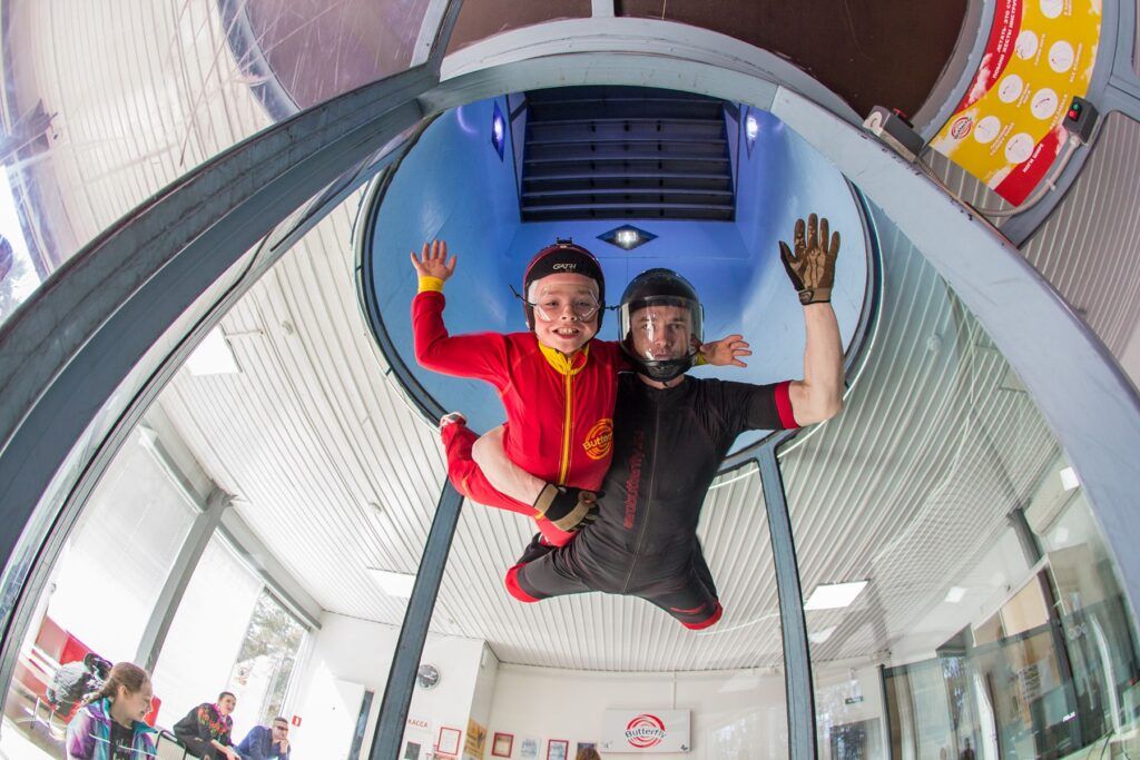 Петербург для любителей острых ощущений: экстремальные развлечения, которые не оставят равнодушными даже самых искушенных искателей приключений.