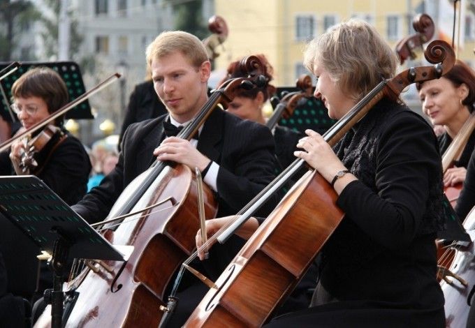 u041du0430 u043fu043bu043eu0449u0430u0434u0438 u0418u0441u043au0443u0441u0441u0442u0432 u0438u0441u043fu043eu043bu043du044fu0442 u0428u043eu0441u0442u0430u043au043eu0432u0438u0447u0430