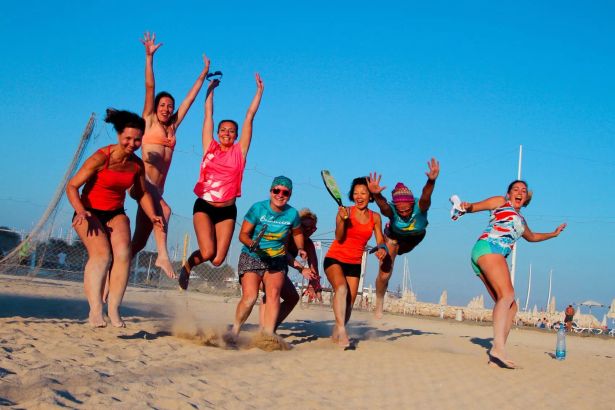 В последний, но приятный выходной, потому что третий — 6 ноября в библиотеке им. А.С. Грибоедова пройдет концерт живой классической музыки.&nbsp;