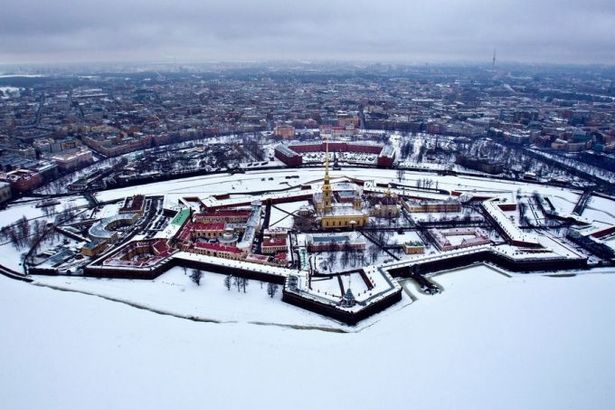 u0412 u041fu0435u0442u0440u043eu043fu0430u0432u043bu043eu0432u0441u043au043eu0439 u043au0440u0435u043fu043eu0441u0442u0438 u0432u0435u0441u0435u043bu043e u0441u043fu0440u0430u0432u044fu0442 u0420u043eu0436u0434u0435u0441u0442u0432u043e