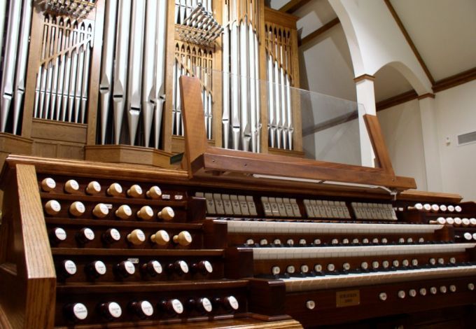 u0424u0435u0441u0442u0438u0432u0430u043bu044c u043eu0440u0433u0430u043du043du043eu0439 u043cu0443u0437u044bu043au0438 u0432 u0426u0435u0440u043au0432u0438 u0421u0432u044fu0442u043eu0439 u0415u043au0430u0442u0435u0440u0438u043du044b