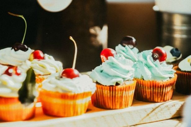 Первый зимний фестиваль «О, да! Еда!» пройдет на территории недавно открывшегося после реконструкции Охта-парка. 13 и 14 февраля, в канун и сам День всех влюбленных посетители смогут не только угоститься невероятно изысканными и сытными деликатесами, но и от души поразвлекаться.