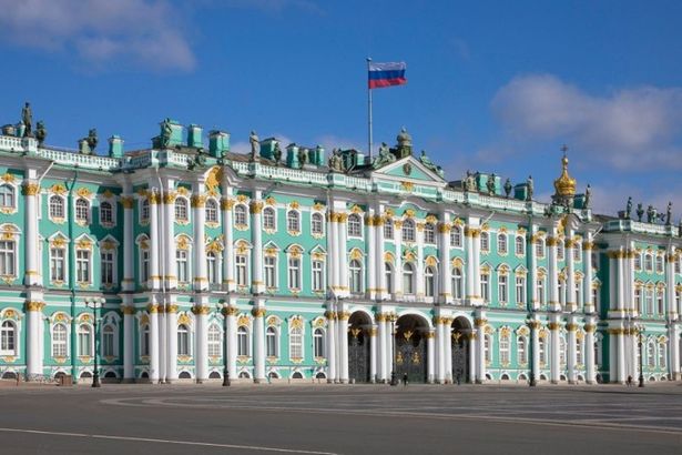 Главные музеи Северной столицы будут доступны для бесплатного посещения. Такую акцию в октябре устроит Сбербанк по случаю своего 175-летия. В акции участвуют 18 музеев России, среди которых Эрмитаж и Русский музей. Акция стартует 1 октября.