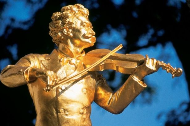 u041cu0435u0436u0434u0443u043du0430u0440u043eu0434u043du044bu0439 u043cu0443u0437u044bu043au0430u043bu044cu043du044bu0439 u0444u0435u0441u0442u0438u0432u0430u043bu044c u00abu0411u043bu0438u0441u0442u0430u0442u0435u043bu044cu043du044bu0439 u0428u0442u0440u0430u0443u0441u00bb