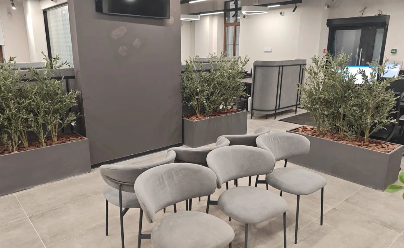 Азиатско-Тихоокеанский банк продолжает расширять географию своего присутствия. 9 декабря состоялось открытие первого офиса в городе Санкт-Петербурге. Это событие отмечает выход АТБ на один из ключевых финансовых рынков страны, где ранее банк не был представлен.