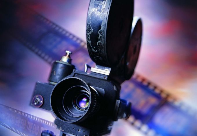 Вам кажется, было бы круто работать в кино? Снимать свои собственные фильмы или сериалы не хуже голливудских? Или вы создали канал на Youtube и не понимаете, почему так мало подписчиков и лайков? А может вы задумали увлекательную видеоигру? Тогда эти курсы для вас!&nbsp;