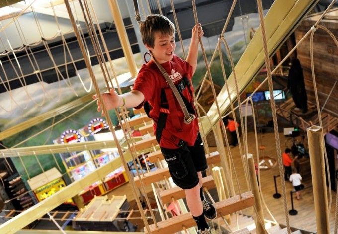 u0411u043eu043bu044cu0448u043eu0439 u043au0440u044bu0442u044bu0439 u0432u0435u0440u0435u0432u043eu0447u043du044bu0439 u043fu0430u0440u043a u043eu0442u043au0440u043eu044eu0442 u0432 u041fu0435u0442u0435u0440u0431u0443u0440u0433u0435